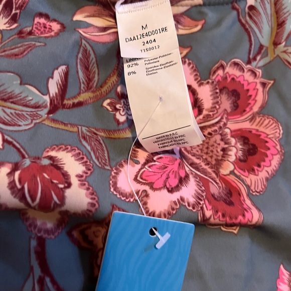 CUPSHE Women's Ruffled One Piece Swimsuit V Neck Lace - Picture 9 of 10